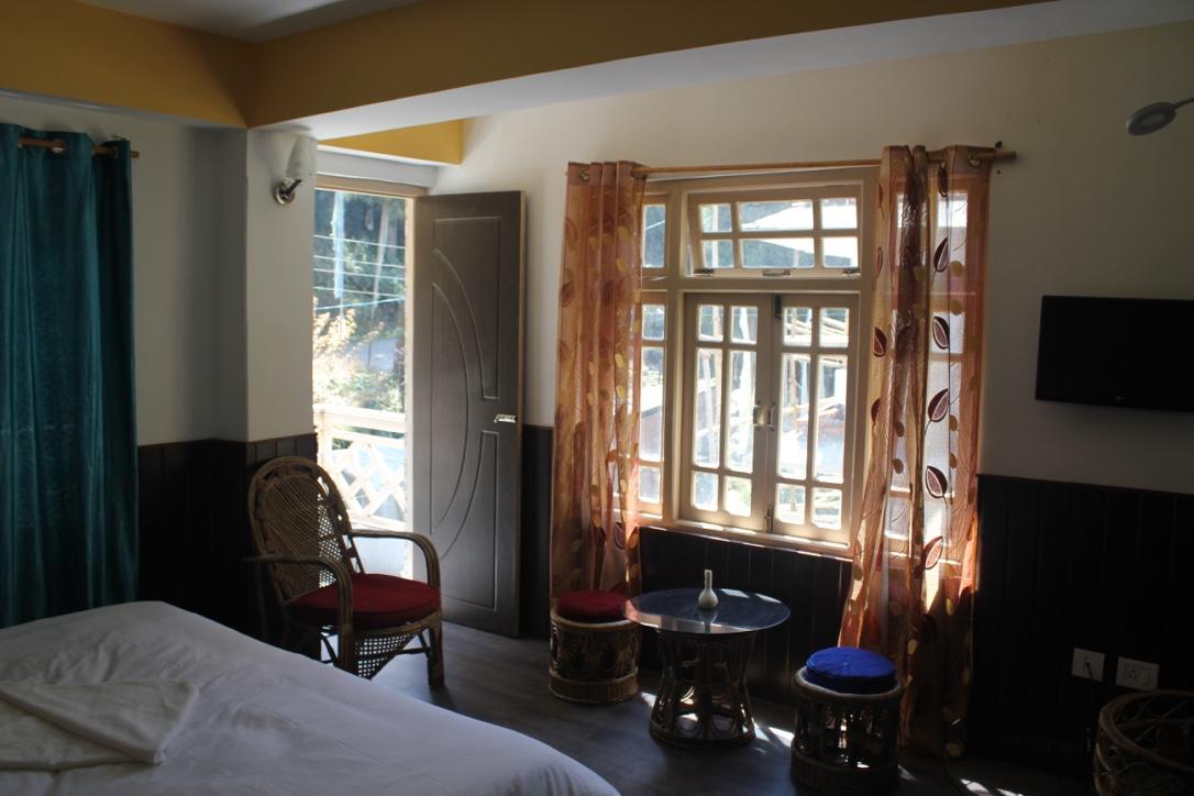 The Ace Pine Valley Hotel Pelling Buitenkant foto